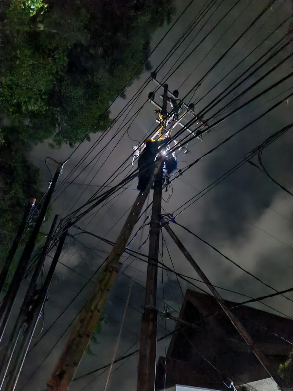Cuaca Ekstrim, PLN UP3 Manado Siaga 24 jam